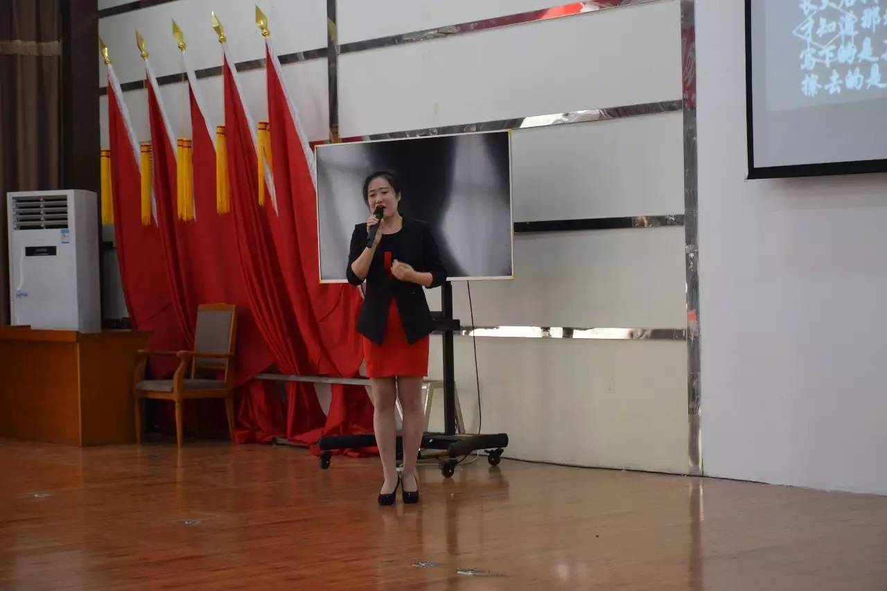 小红书分享，演讲比赛动作指南，展现个人风采时刻！
